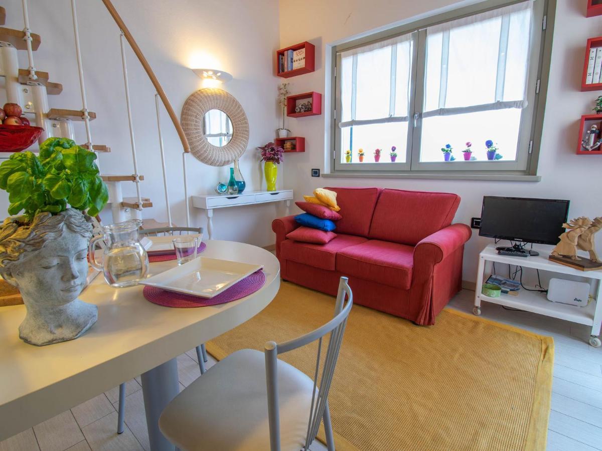 Cherubino - Stunning Lake View With Swimming Pool Parzanica Exteriör bild