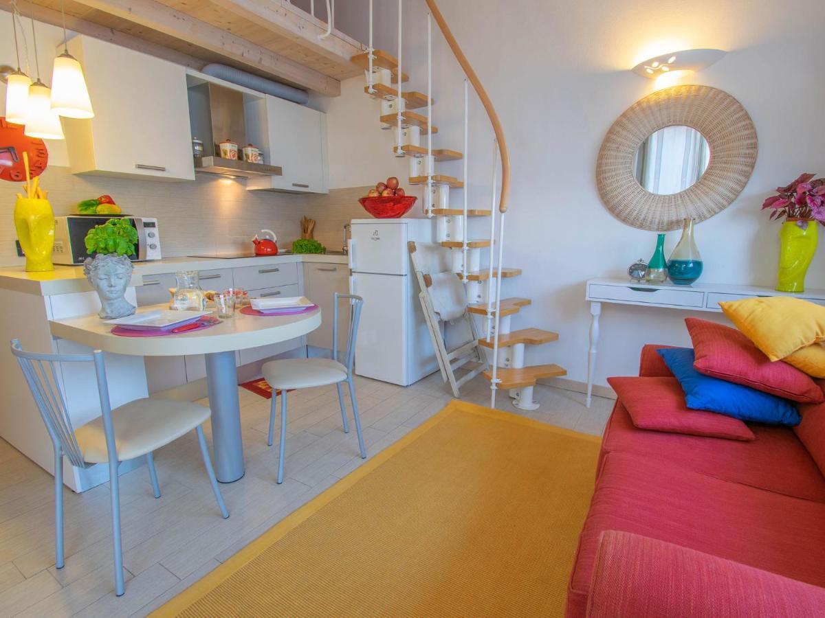 Cherubino - Stunning Lake View With Swimming Pool Parzanica Exteriör bild